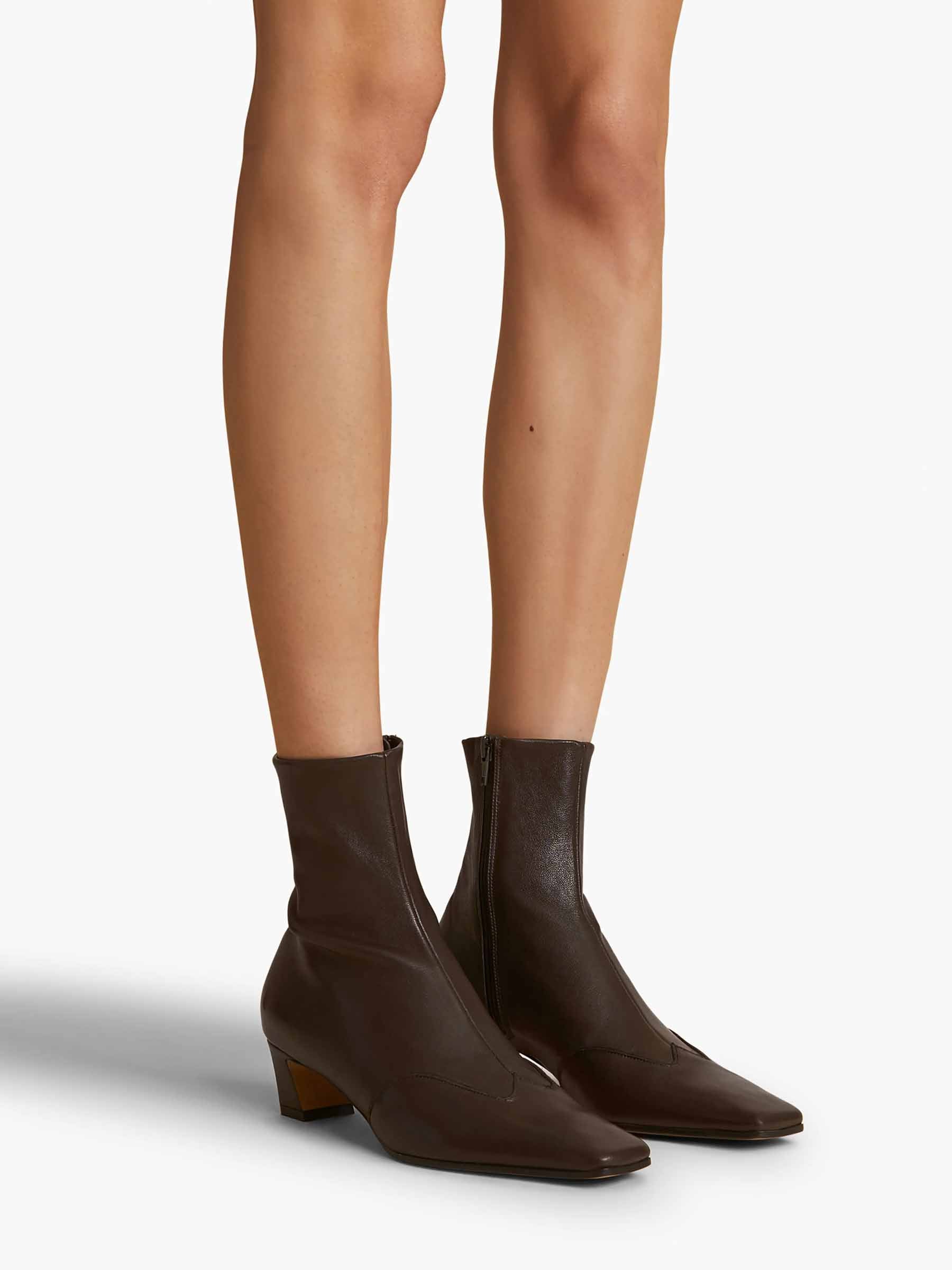 Khaite Mujer Barcelona Botines Vaqueros Nevada color Marrón Oscuro sku 805-000799 01 - Foto 2
