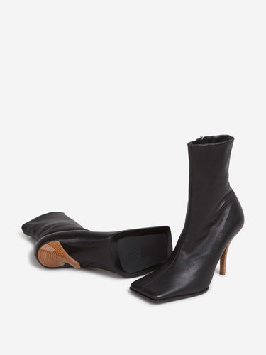 Alaïa Mujer Barcelona Botines Cuadrados Piel color Negro sku 805-000828 01 - Foto 3