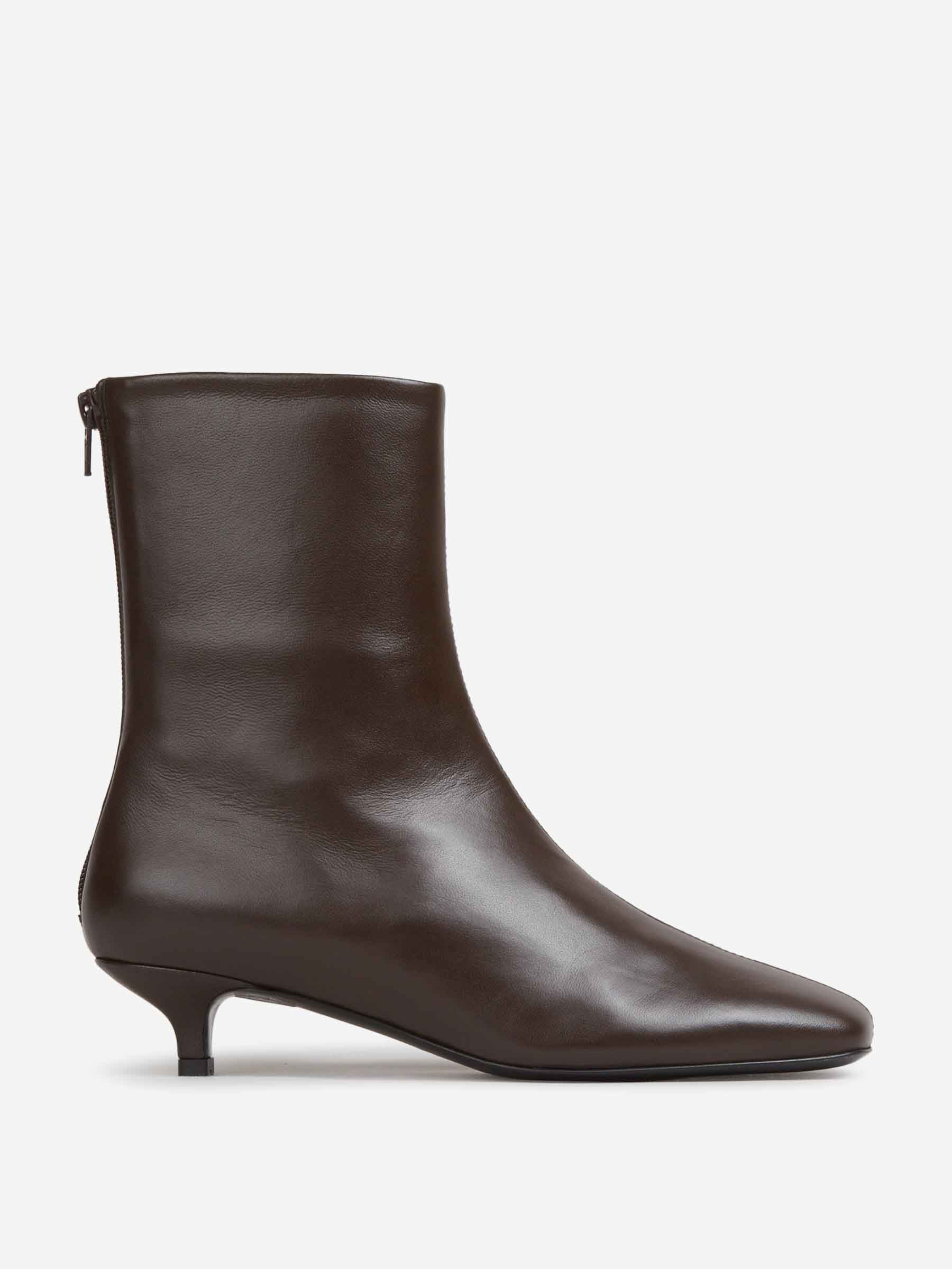 TOTEME Mujer Barcelona Botines Napa color Marrón Oscuro sku 805-000831 01 - Foto 1