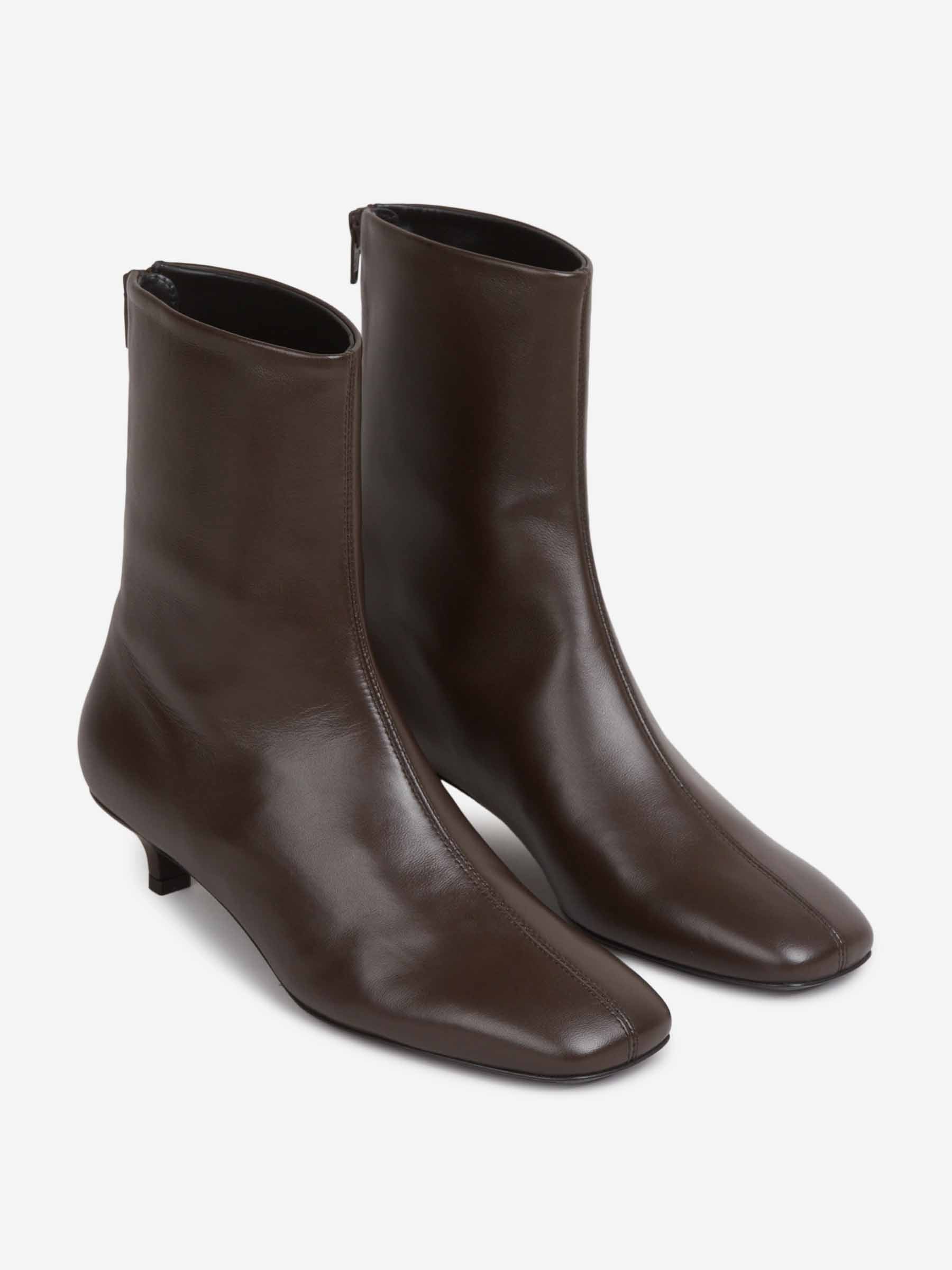 TOTEME Mujer Barcelona Botines Napa color Marrón Oscuro sku 805-000831 01 - Foto 2