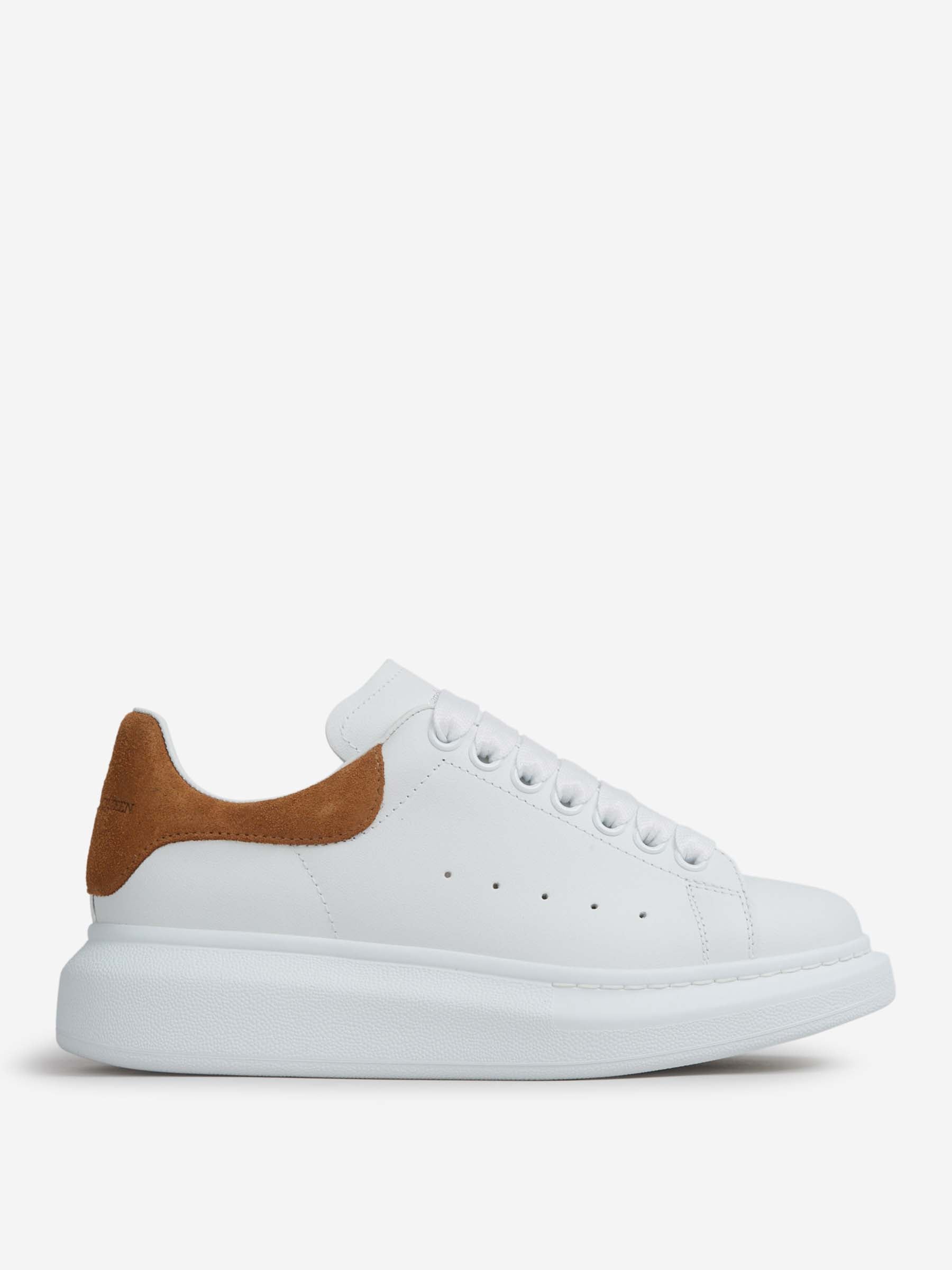McQueen Mujer Barcelona Sneakers Oversized color Blanco sku 806-000424 01 - Foto 1
