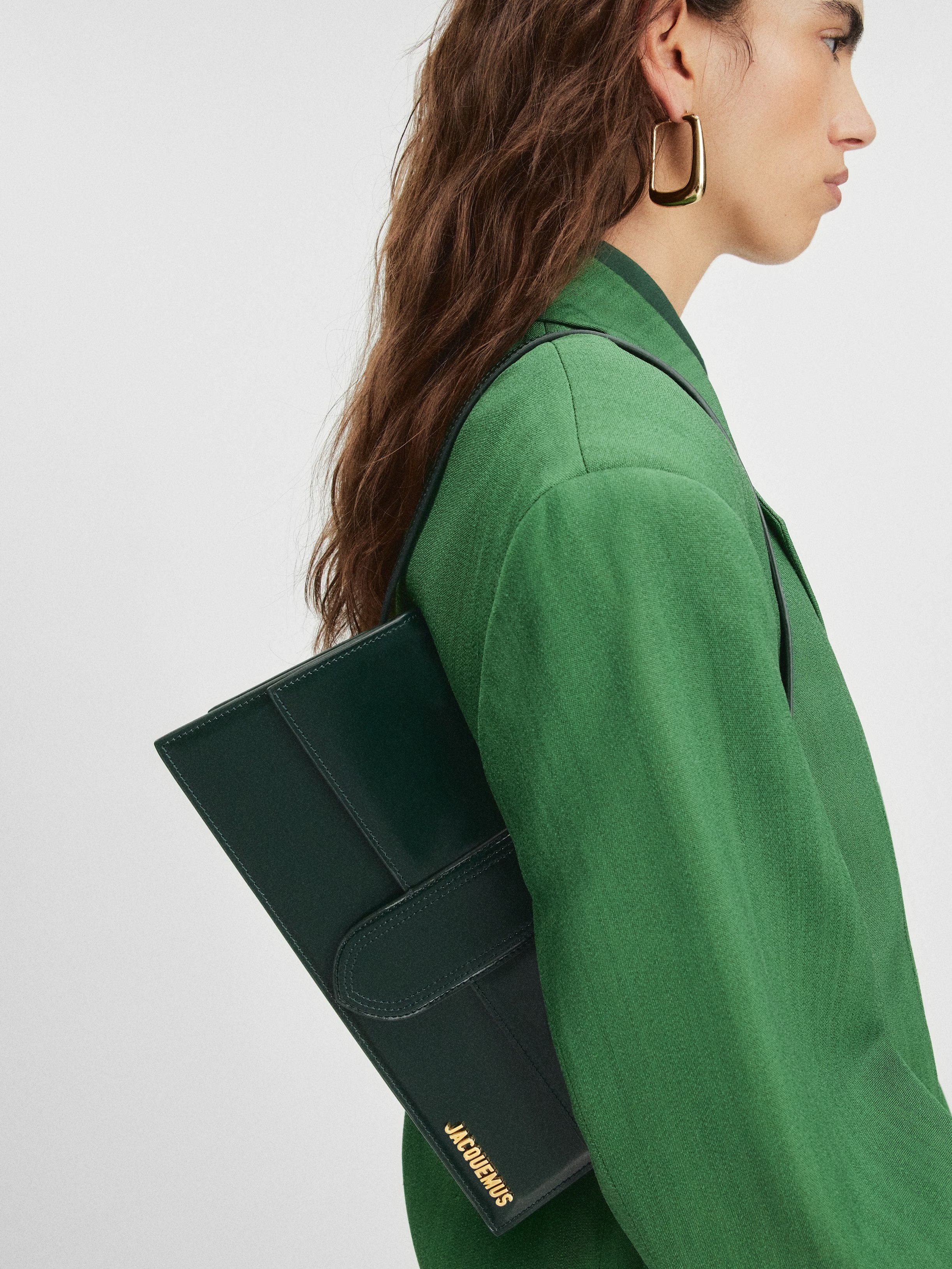 Jacquemus – Le Bambino Long Bag Mujer 810-007577 01 Jacquemus – Le Bambino Long Bag Mujer 810-007577 01
