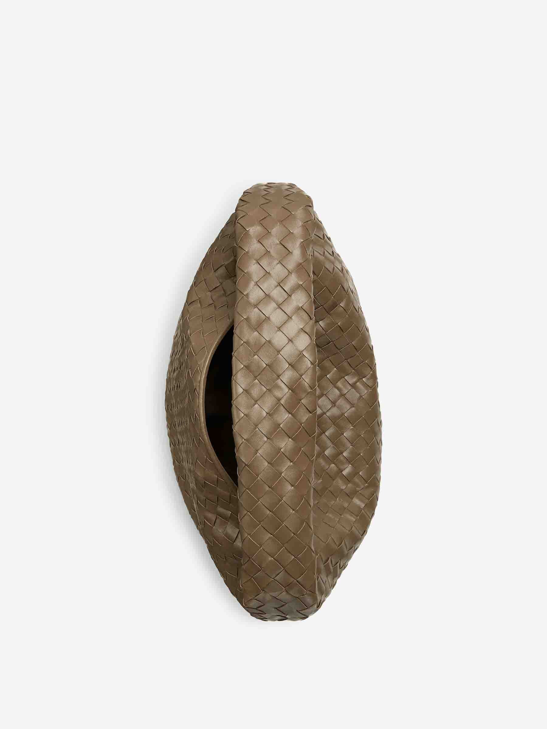 Bottega Veneta Mujer Barcelona Bolso Hombro Large Hop color Camel sku 810-007954 01 - Foto 2