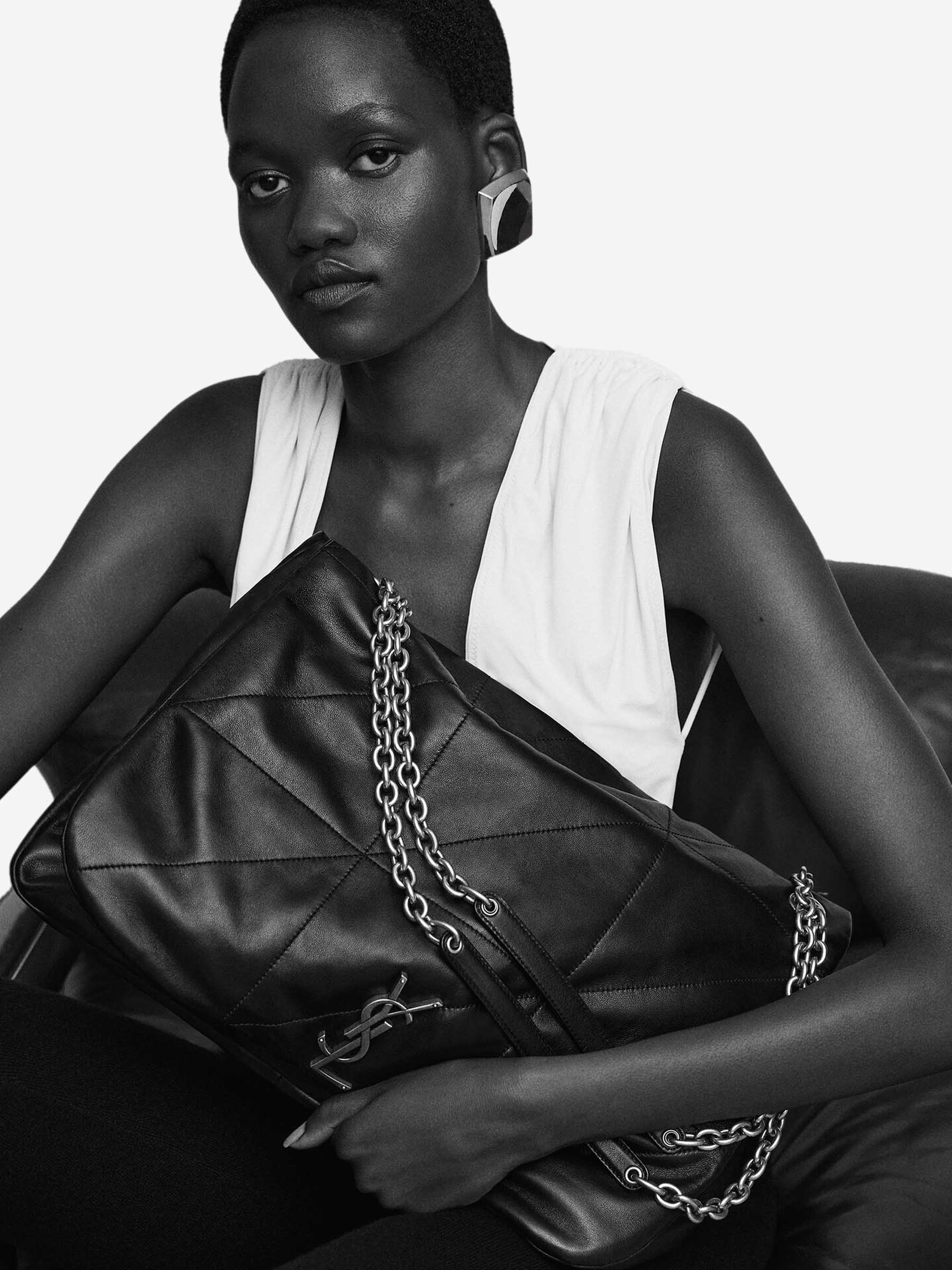 Saint Laurent Mujer Barcelona Bolso Hombro Piel Jamie color Negro sku 810-007965 01 - Foto 2