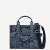 Marc Jacobs Mujer Barcelona Bolso The Camo Jacquard Medium Tote Bag color Camuflaje Azul sku 810-008130 01 - Foto 1