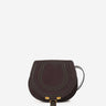 Chloé Mujer Barcelona Bolso Bandolera Marcie Saddle color Marrón Oscuro sku 810-008210 02 - Foto 1