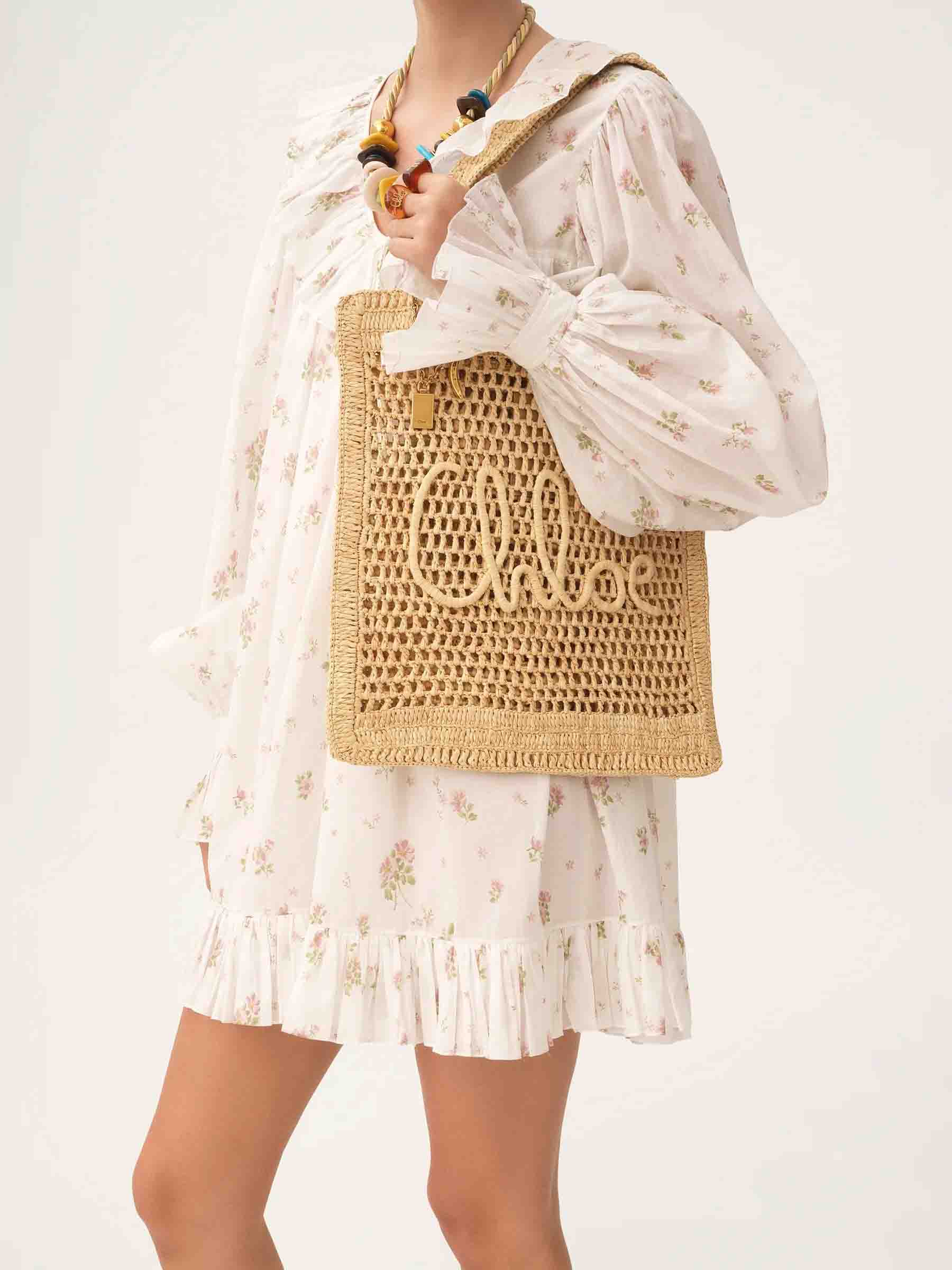 Chloé Mujer Barcelona Bolso Tote Summer Banana Rafia color Materiales sku 810-008212 01 - Foto 2