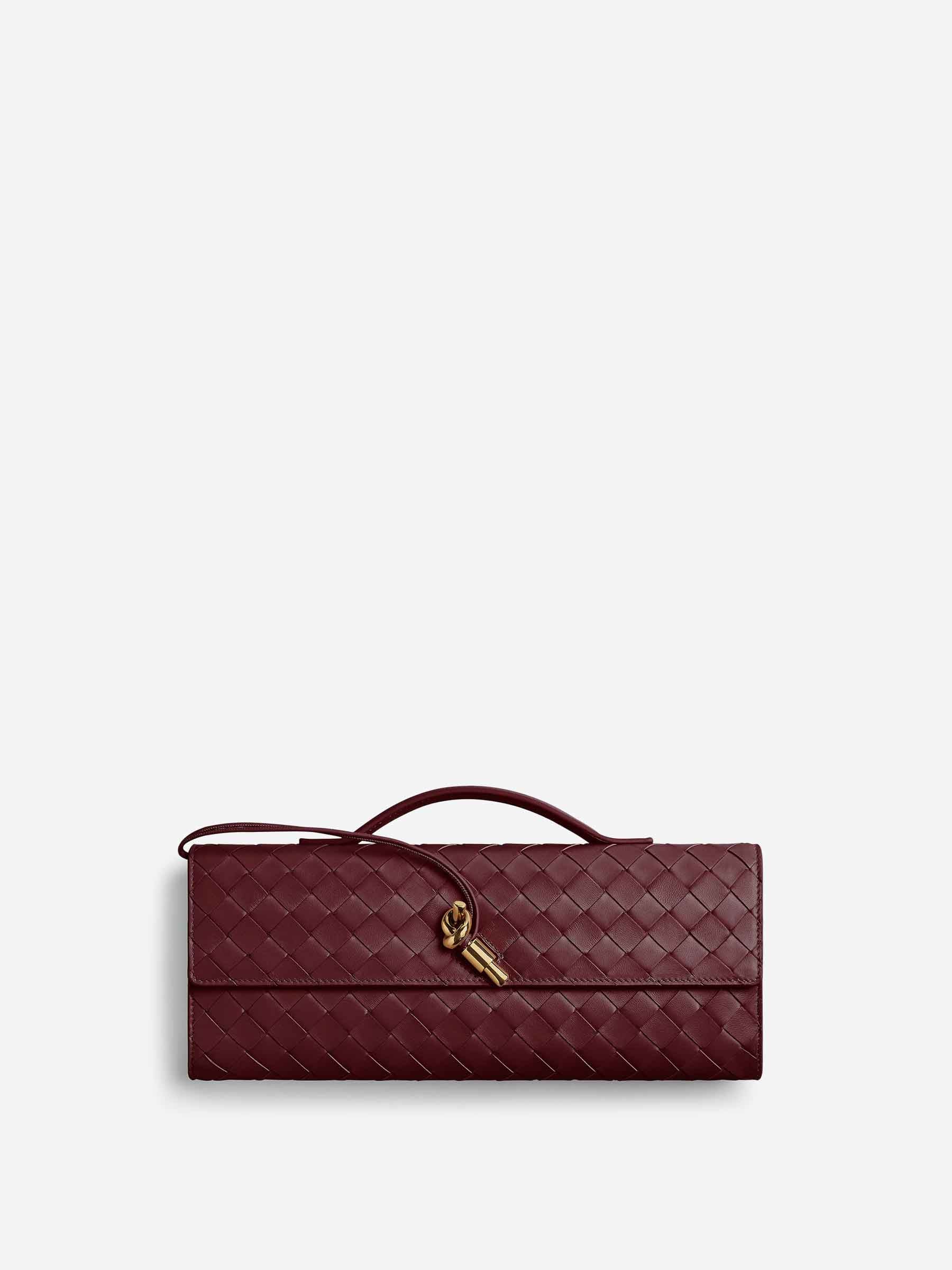 Bottega Veneta Mujer Barcelona Bolso Andiamo Clutch color Burdeos sku 810-008263 02 - Foto 1