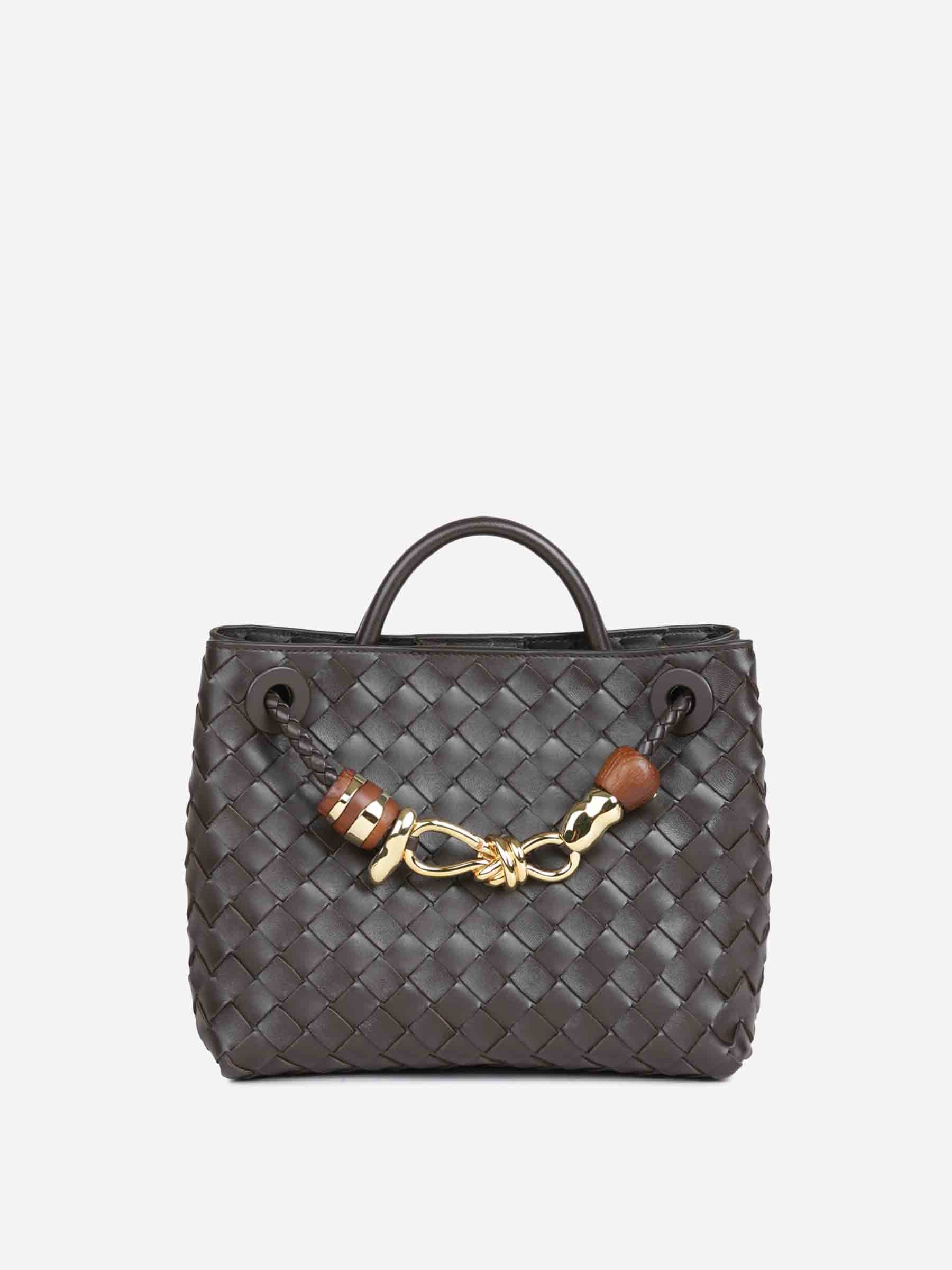 Bottega Veneta Mujer Barcelona Bolso Small Andiamo color Marrón Oscuro sku 810-008266 01 - Foto 1