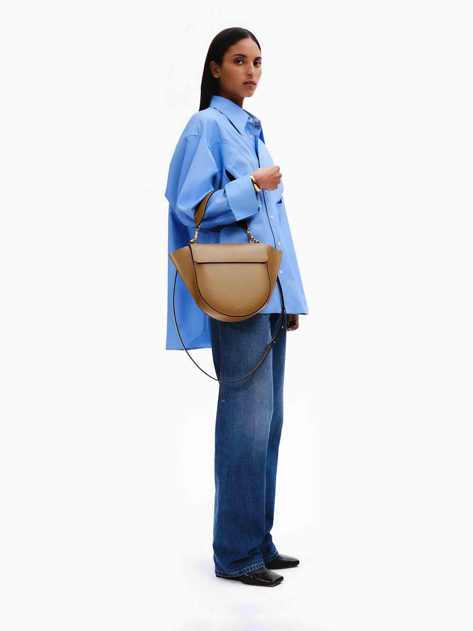 Wandler Mujer Barcelona Bolso Hortensia Medium color Camel sku 810-008279 01 - Foto 2