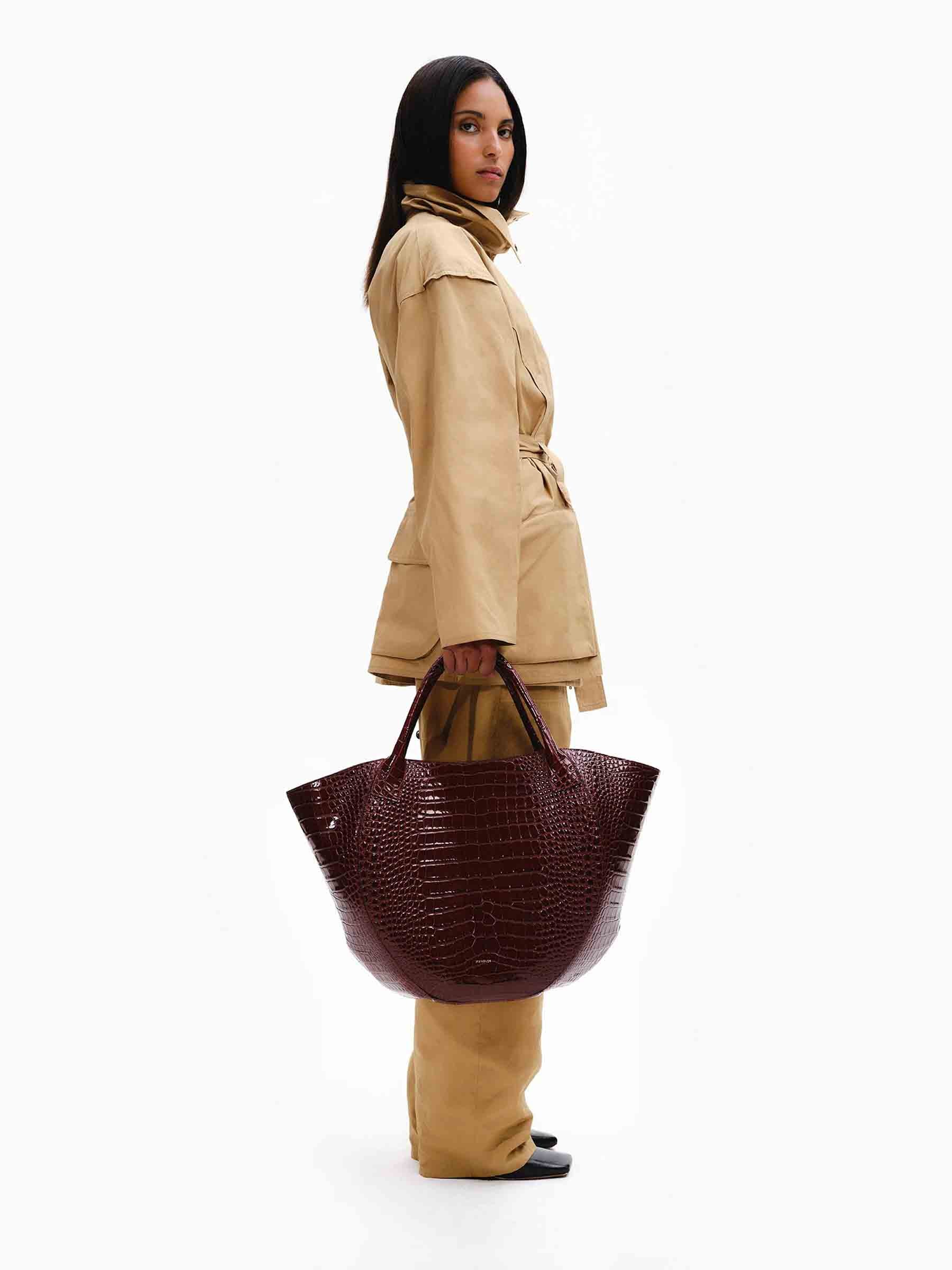 Wandler Mujer Barcelona Bolso Tote Hortensia color Burdeos sku 810-008281 01 - Foto 2