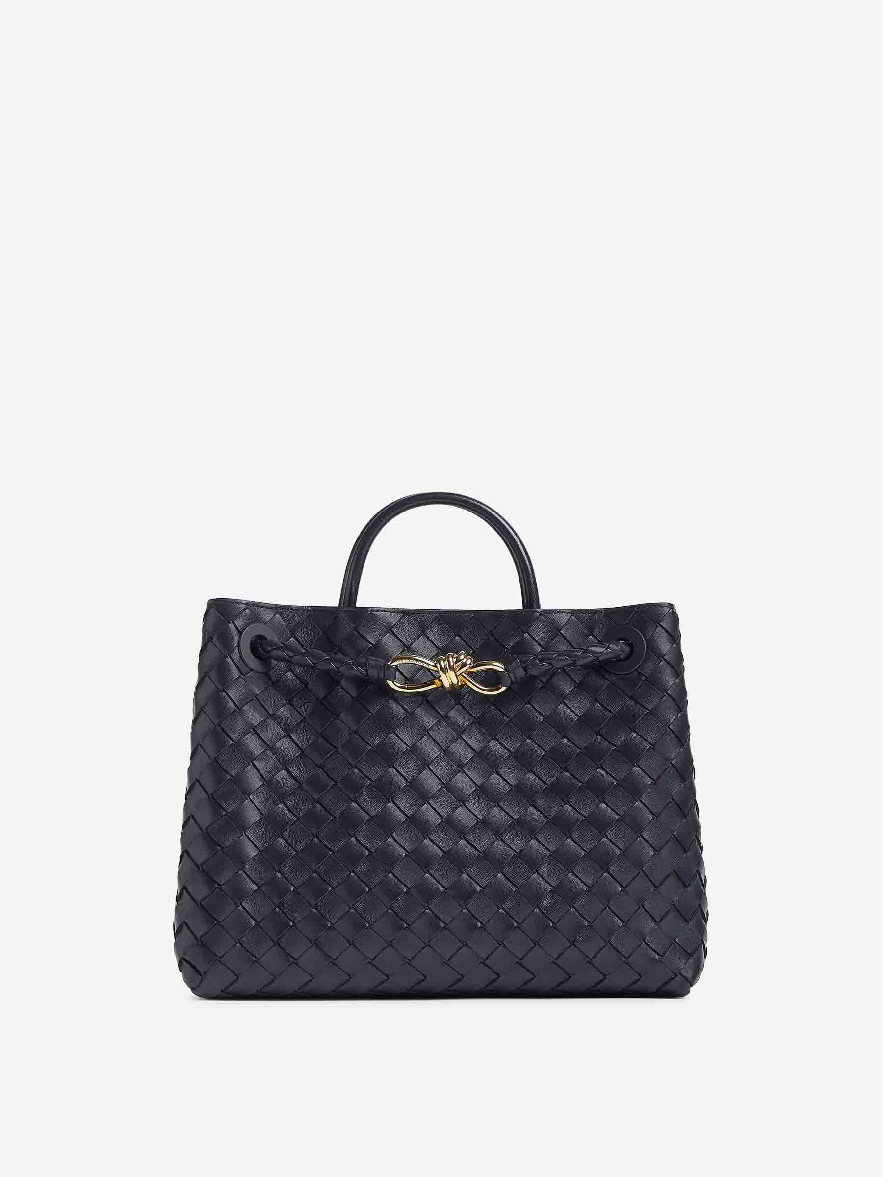 Bottega Veneta Mujer Barcelona Bolso Mano Andiamo color Negro sku 810-008293 01 - Foto 1