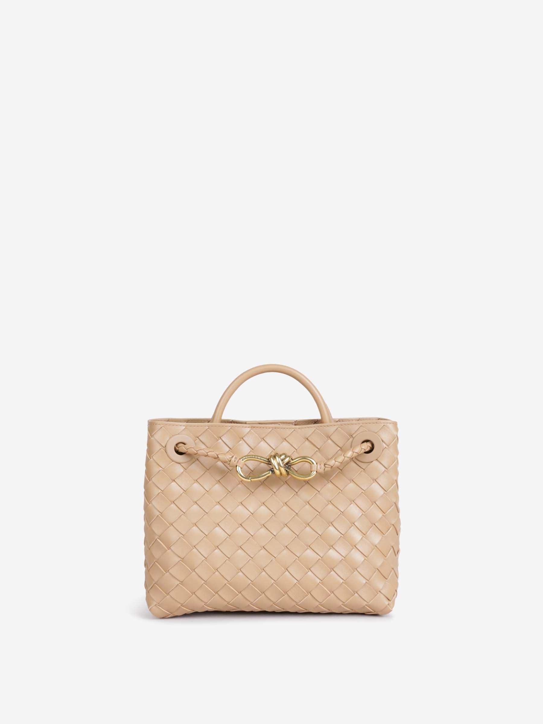 Bottega Veneta Mujer Barcelona Bolso Small Andiamo color Nude sku 810-008294 01 - Foto 1
