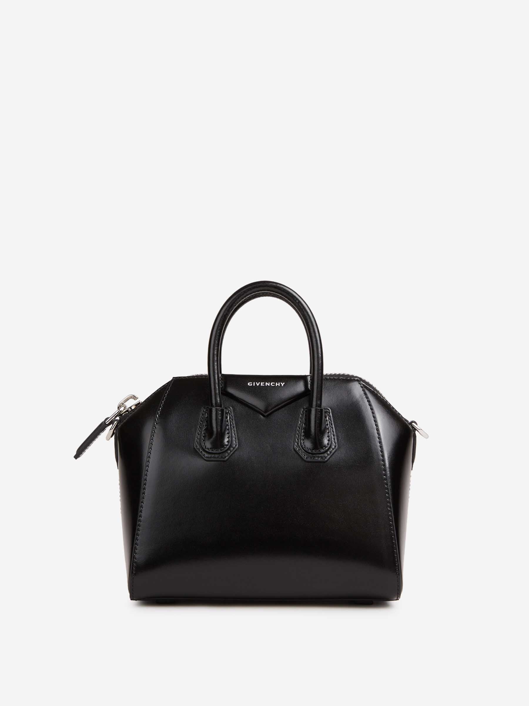 Givenchy Mujer Barcelona Bolso Antigona Mini color Negro sku 810-008330 01 - Foto 1