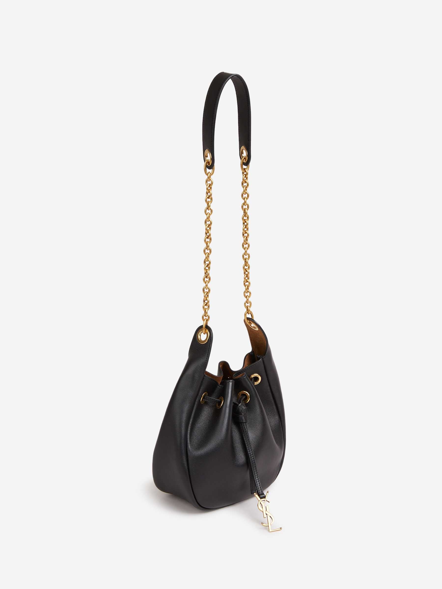 Saint Laurent Mujer Barcelona Bolso Supple Bucket color Negro sku 810-008358 01 - Foto 2