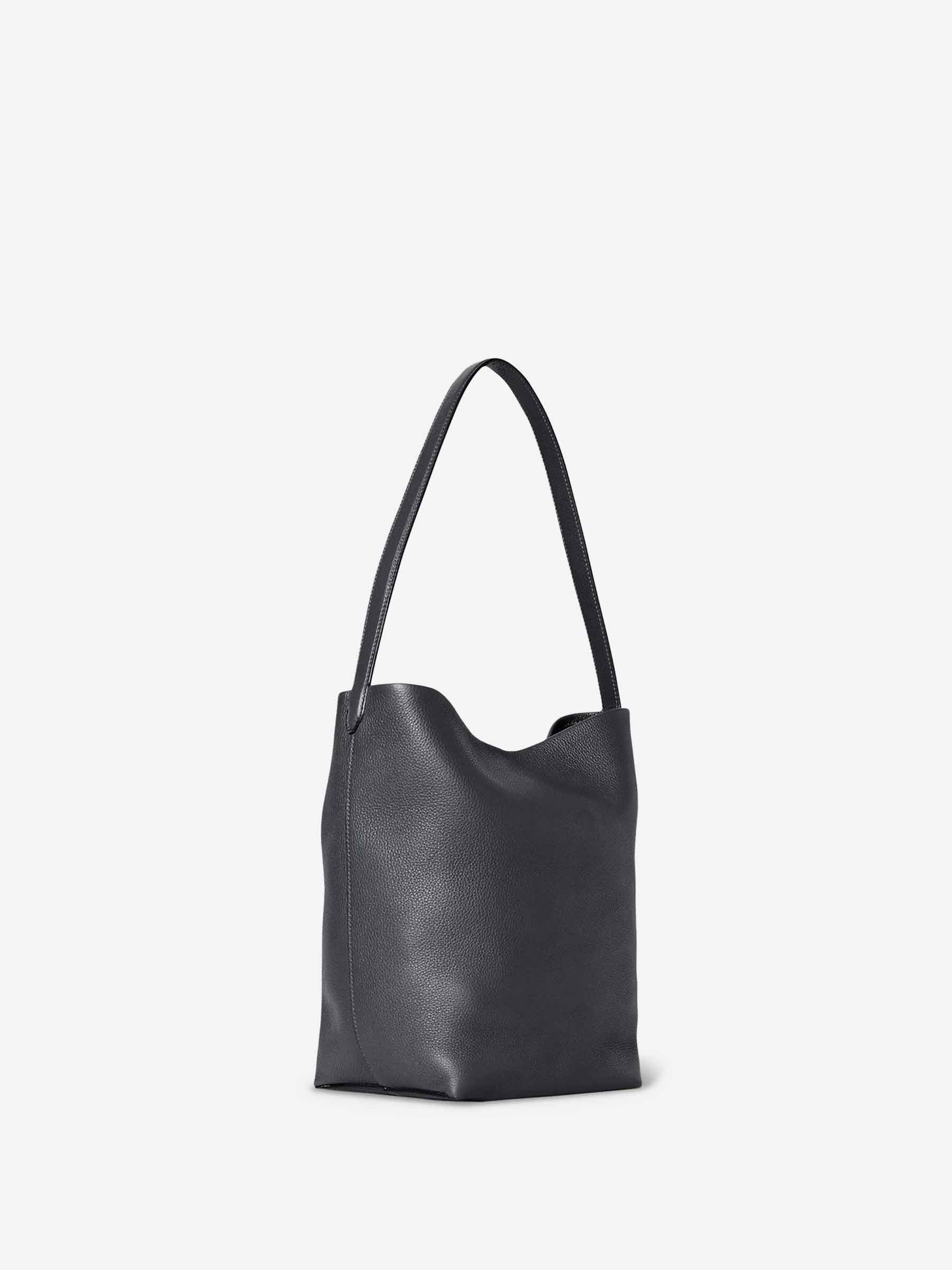The Row Mujer Barcelona Bolso Tote Park color Negro sku 810-008425 01 - Foto 2