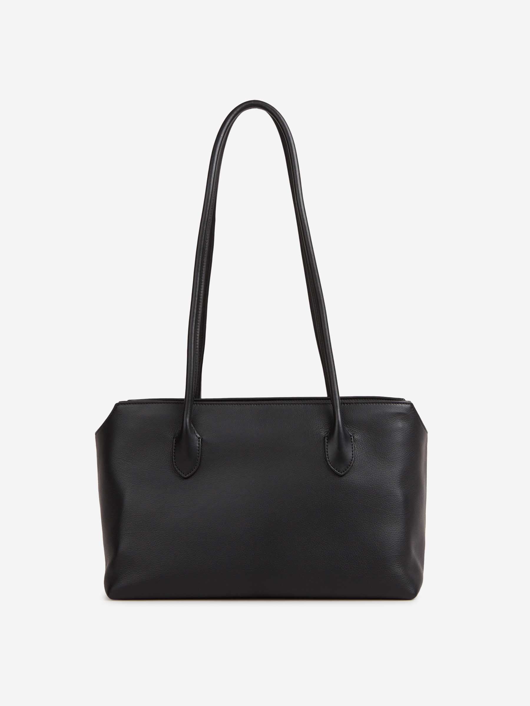 The Row Mujer Barcelona Bolso Hombro Terrasse color Negro sku 810-008427 01 - Foto 1