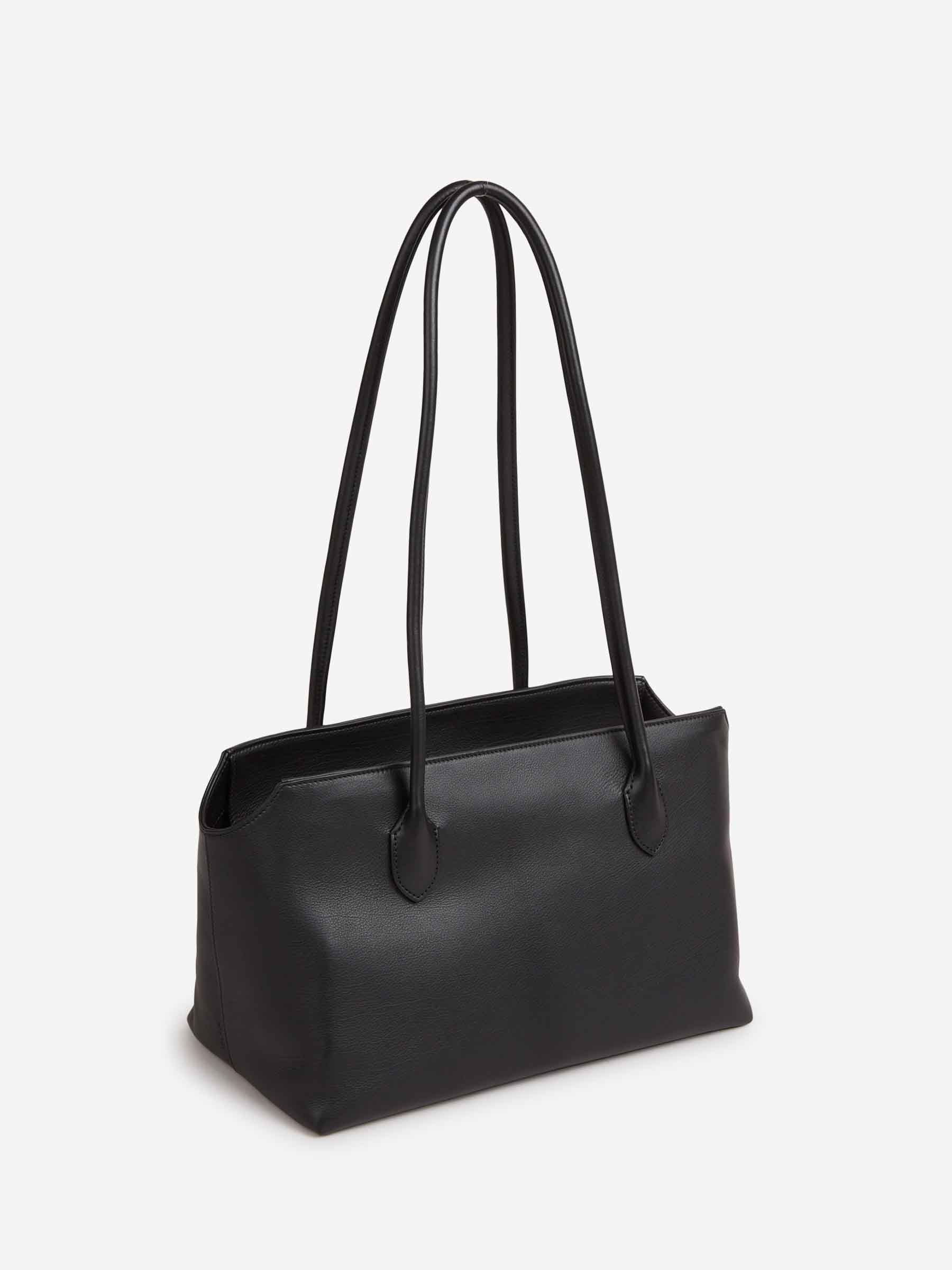 The Row Mujer Barcelona Bolso Hombro Terrasse color Negro sku 810-008427 01 - Foto 2