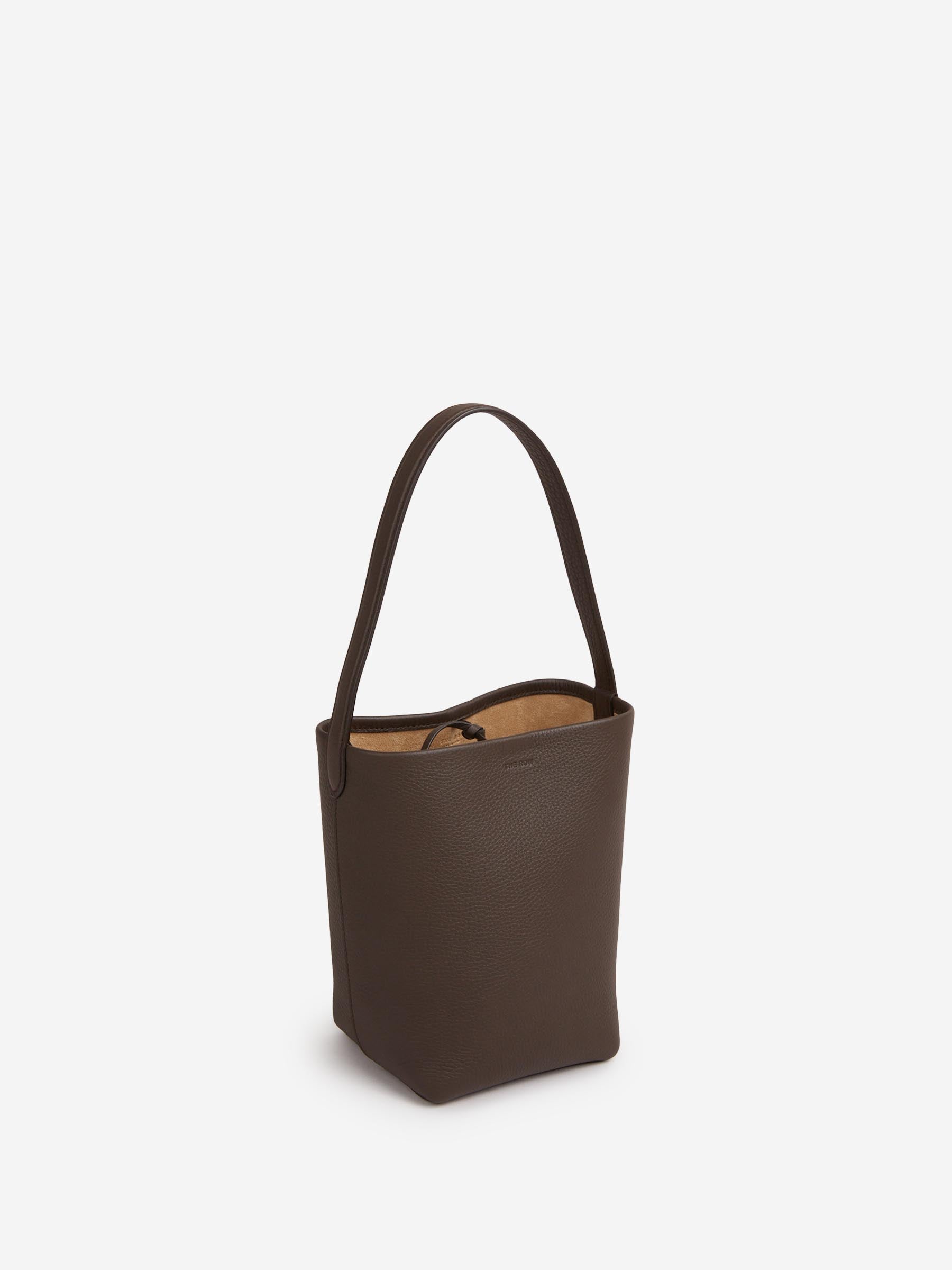 The Row Mujer Barcelona Bolso Tote Park Mini color Negro sku 810-008428 01 - Foto 2