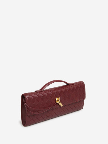 Bottega Veneta Mujer Barcelona Bolso Andiamo Clutch color Burdeos sku 810-008461 02 - Foto 2