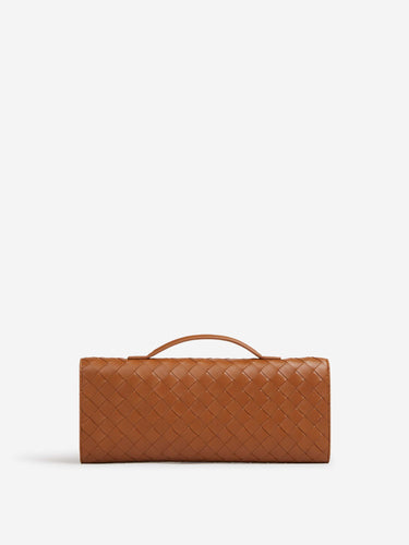 Bottega Veneta Mujer Barcelona Bolso Andiamo Clutch color Caramelo sku 810-008461 03 - Foto 3
