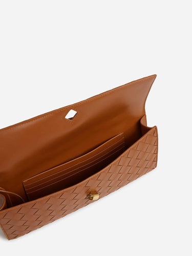 Bottega Veneta Mujer Barcelona Bolso Andiamo Clutch color Caramelo sku 810-008461 03 - Foto 4