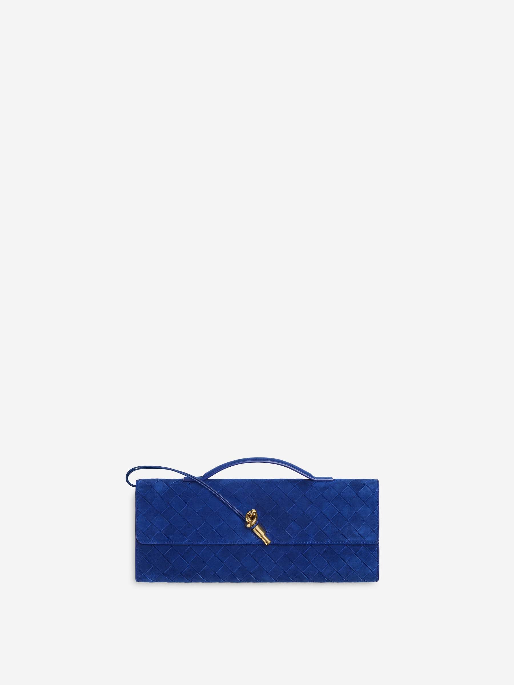 Bottega Veneta Mujer Barcelona Bolso Andiamo Clutch color Azul Cobalto sku 810-008469 01 - Foto 1
