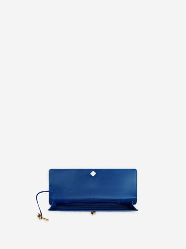 Bottega Veneta Mujer Barcelona Bolso Andiamo Clutch color Azul Cobalto sku 810-008469 01 - Foto 5