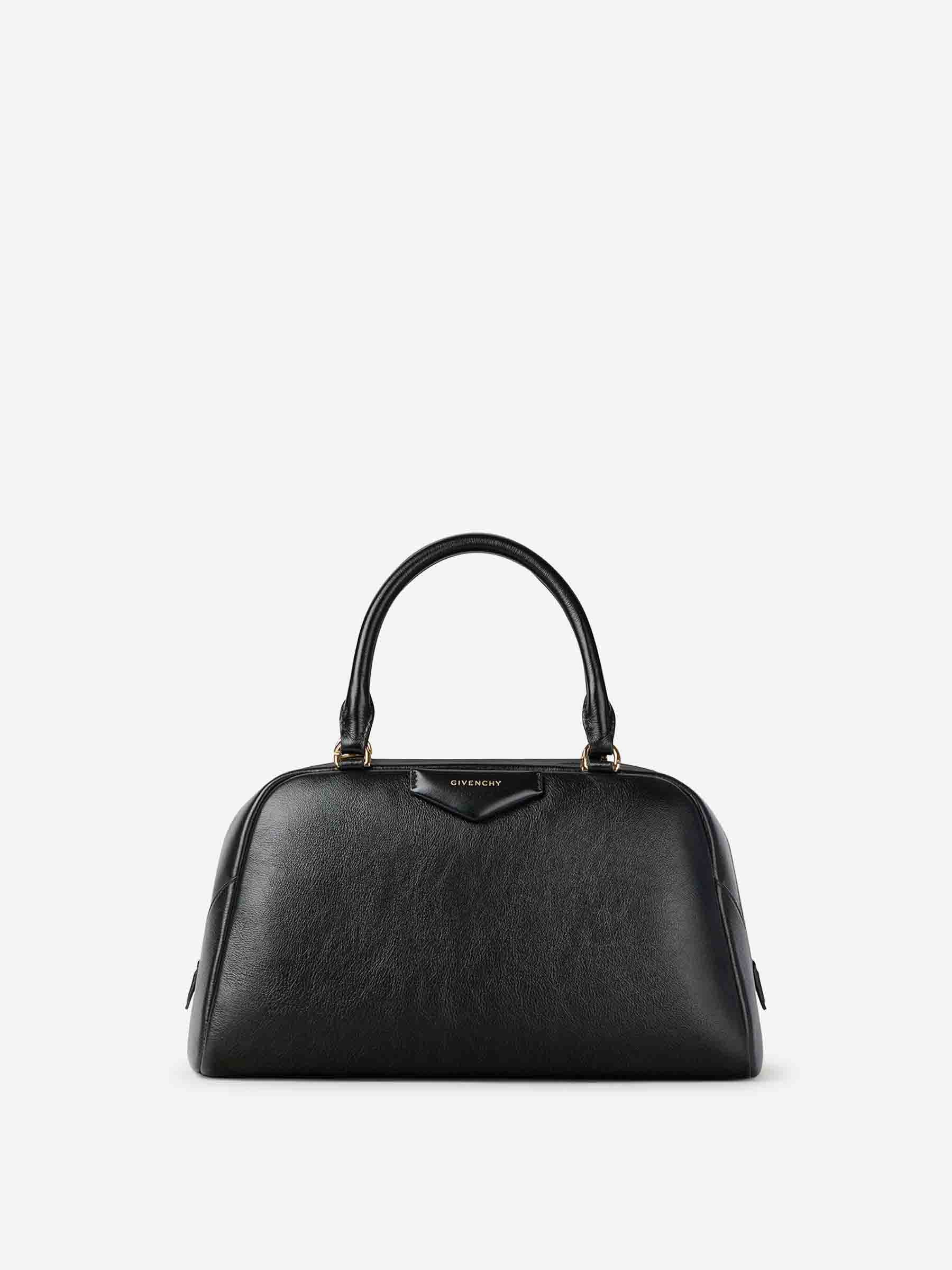 Givenchy Mujer Barcelona Bolso Antigona East-West Bowling color Negro sku 810-008487 01 - Foto 1