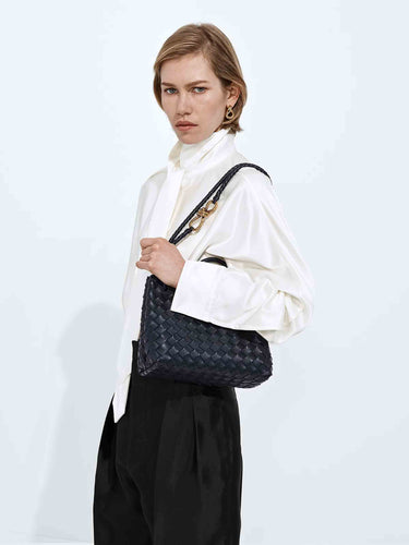 Bottega Veneta Mujer Barcelona Bolso Small Andiamo color Azul Noche sku 810-008582 01 - Foto 2