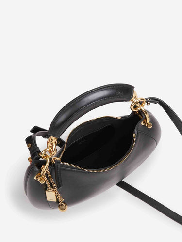 Chloé Mujer Barcelona Bolso Hobo Summer Banana color Negro sku 810-008618 01 - Foto 4