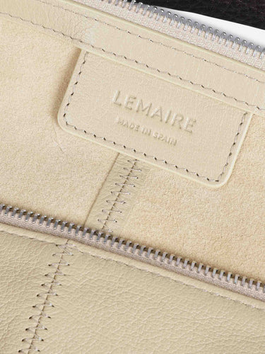 Lemaire Mujer Barcelona Bolso Quiver Clip color Beige sku 810-008620 02 - Foto 4