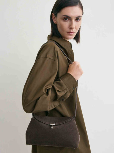 TOTEME Mujer Barcelona Bolso Clutch T-lock color Marrón Oscuro sku 810-008634 01 - Foto 2
