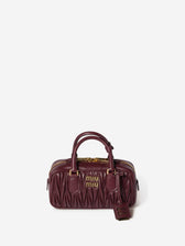 Miu Miu Mujer Barcelona Bolso Arcadie Matelassé color Burdeos sku 810-008645 00 - Foto 1