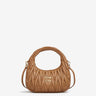 Miu Miu Mujer Barcelona Bolso Hobo Wander Matelassé color Caramelo sku 810-008646 02 - Foto 1