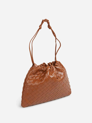 Bottega Veneta Mujer Barcelona Bolso Medium Dustbag color Caramelo sku 811-000102 01 - Foto 2