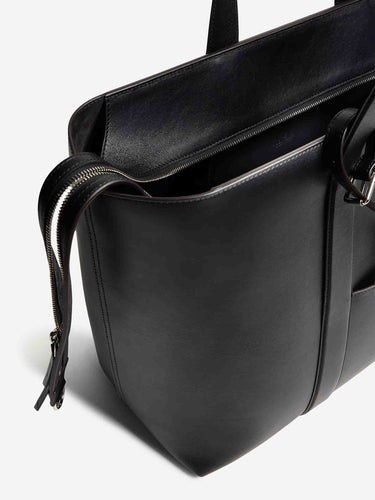 Moncler Genius Edward Enninful Mujer Barcelona Bolso Tote Piel color Negro sku 812-000016 01 - Foto 4