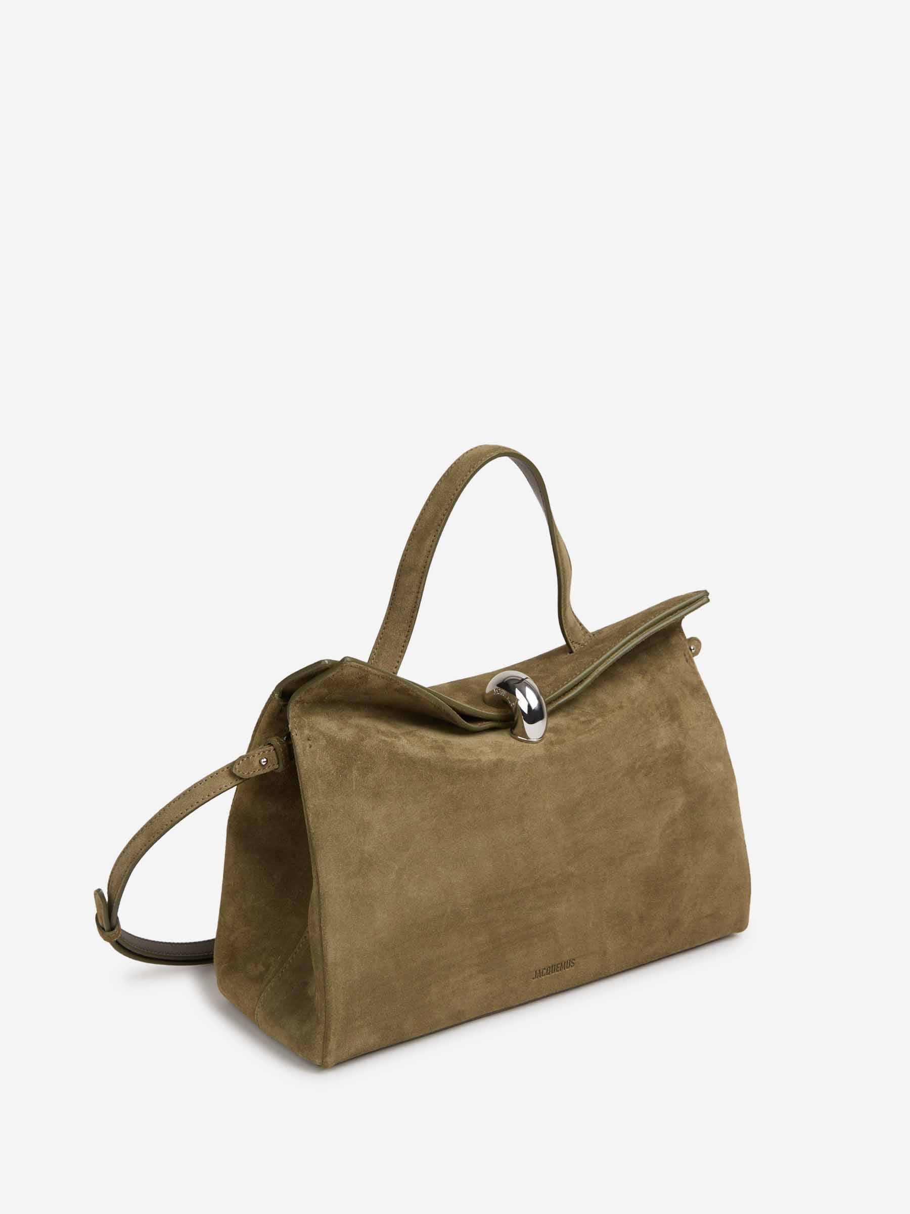 Jacquemus Mujer Barcelona Bolso Le Valérie color Verde Militar sku 812-000047 02 - Foto 2
