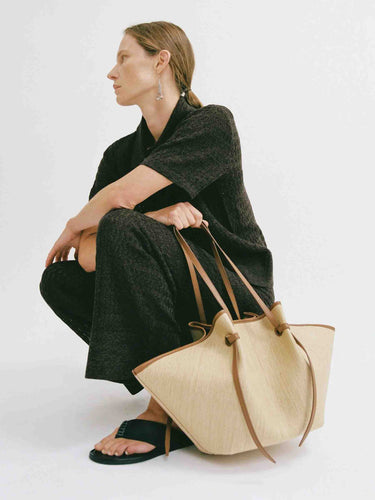 Yuzefi Mujer Barcelona Bolso Maxi Large Mochi color Rafia sku 812-000082 02 - Foto 2