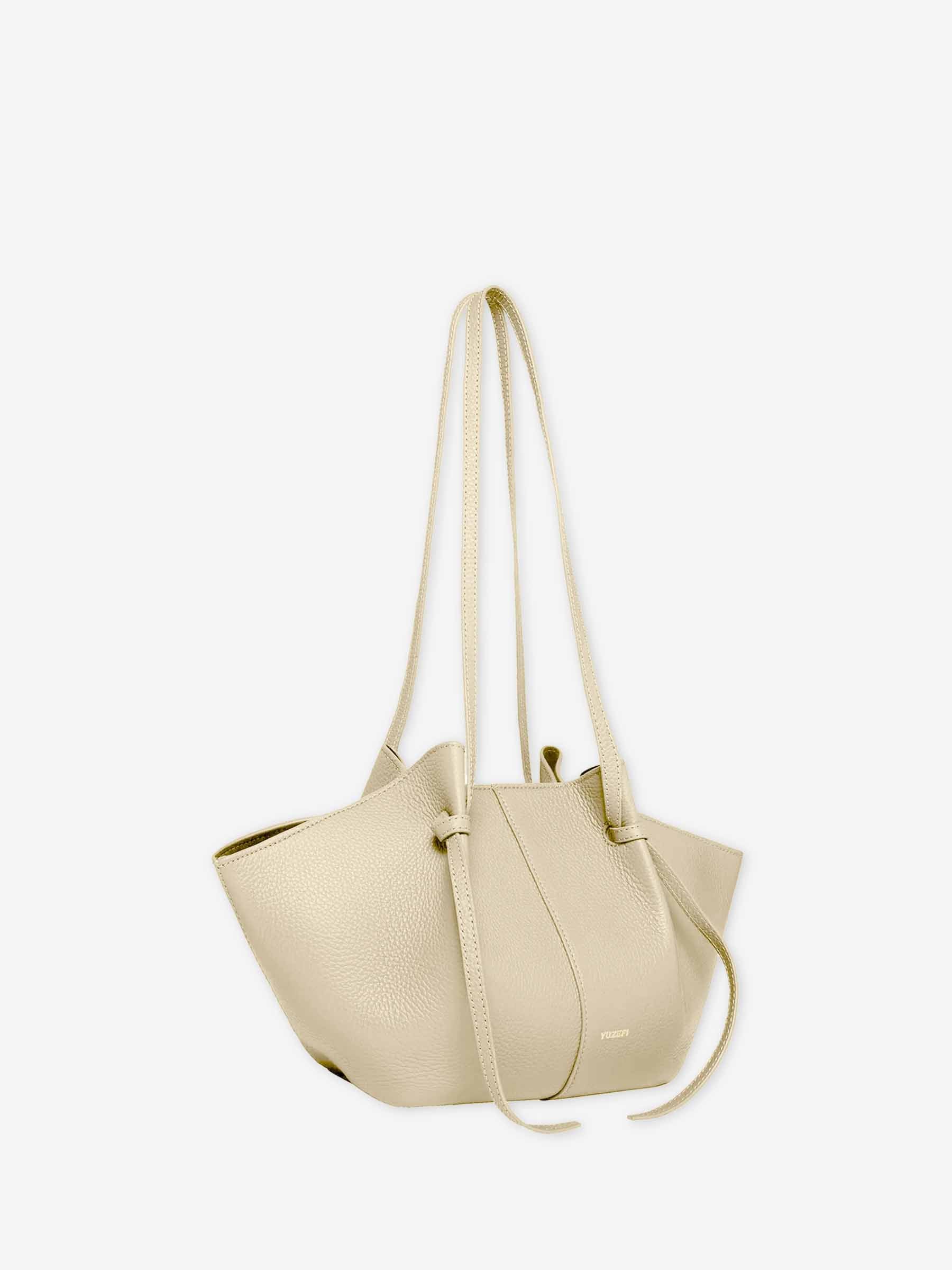 Yuzefi Mujer Barcelona Bolso Medium Mochi color Amarillo Claro sku 812-000084 01 - Foto 2