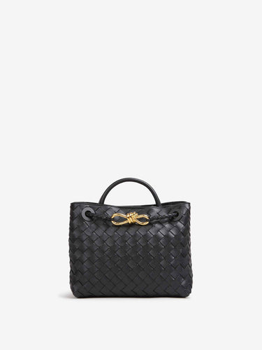 Bottega Veneta Mujer Barcelona Bolso Small Andiamo color Negro sku 812-000116 01 - Foto 1