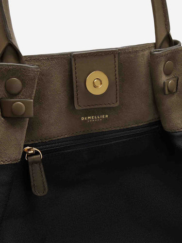 DeMellier Mujer Barcelona Bolso The Midi New York color Verde Militar sku 812-000127 01 - Foto 4
