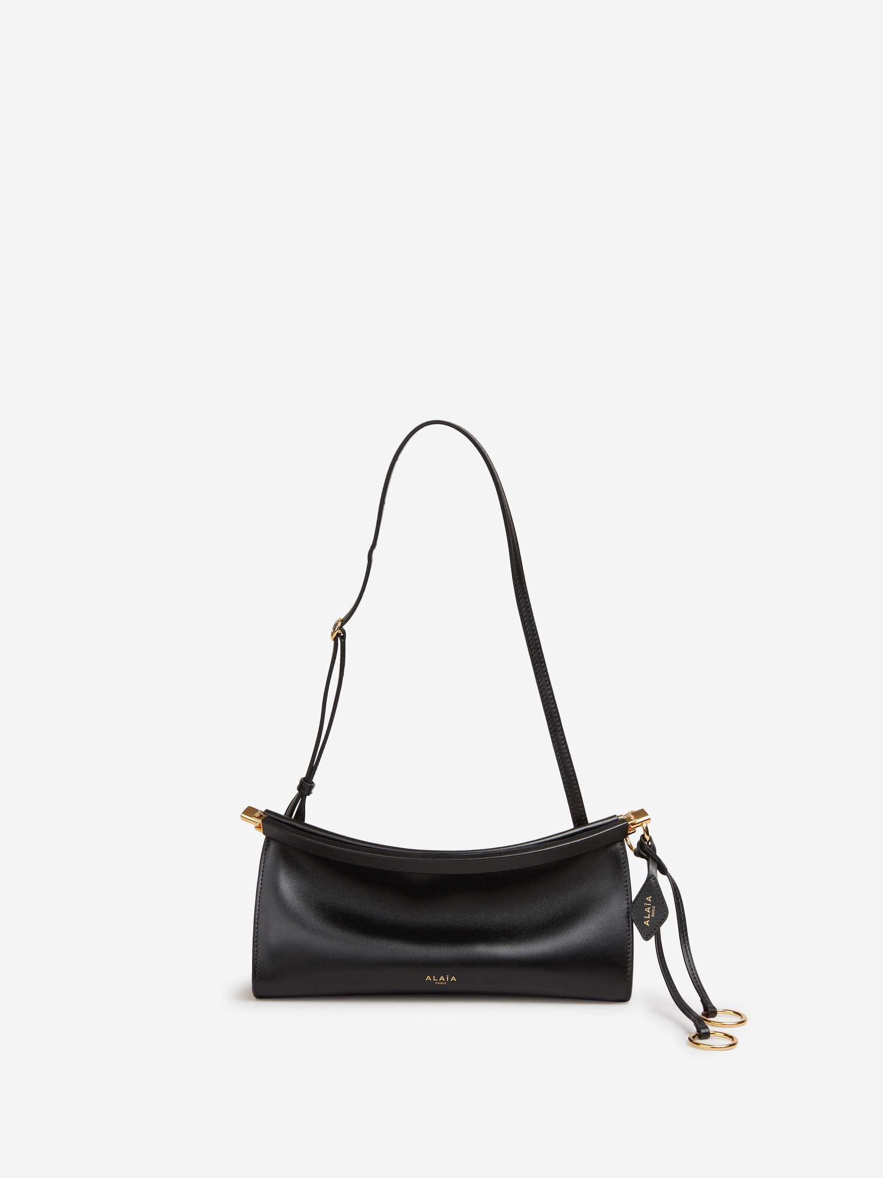 Alaïa Mujer Barcelona Bolso Le Click East West color Negro sku 814-000059 01 - Foto 1