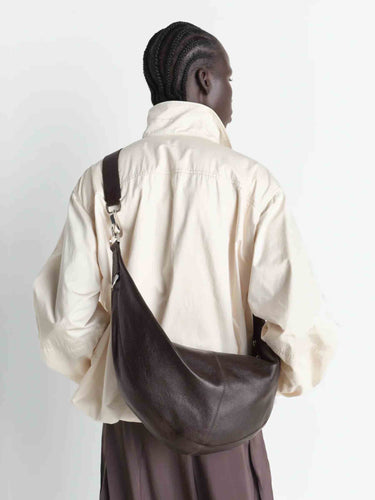 Lemaire Mujer Barcelona Bolso Quiver Clip color Marrón Oscuro sku 814-000124 01 - Foto 2