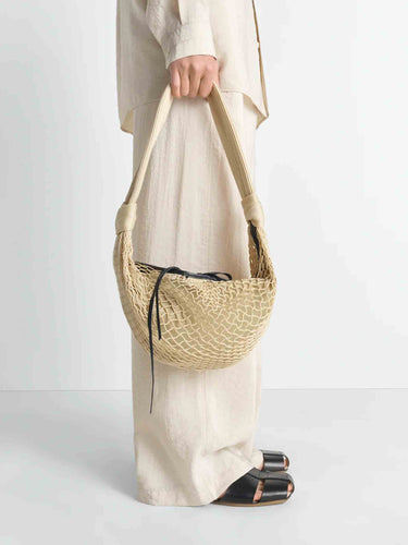 Lemaire Mujer Barcelona Bolso Fortune Croissant Filt color Beige sku 814-000127 01 - Foto 2