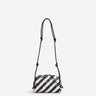 Bottega Veneta Mujer Barcelona Bolso Concert Pouch color Blanco Y Negro sku 814-000194 01 - Foto 1