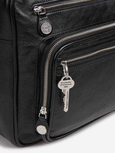 Acne Studios Mujer Barcelona Bolso Cámara Camero color Negro sku 814-000211 01 - Foto 5