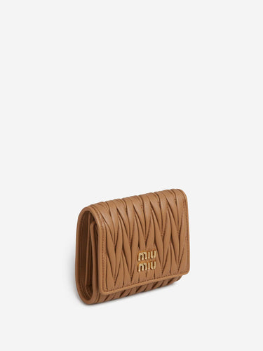 Miu Miu Mujer Barcelona Cartera Matelassé Pequeña color Camel sku 820-000737 04 - Foto 2