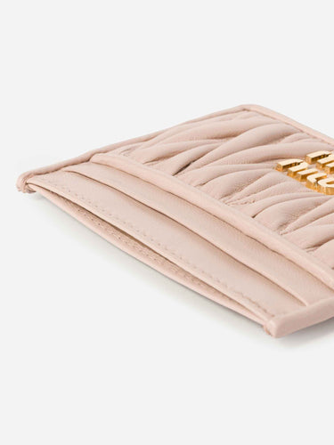 Miu Miu Mujer Barcelona Tarjetero Acolchado Matelassé color Rosa Palo sku 820-000738 03 - Foto 3
