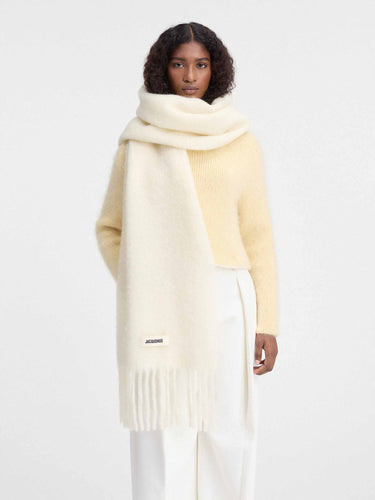 Jacquemus Mujer Barcelona Bufanda Carro color Crema sku 840-000842 01 - Foto 2